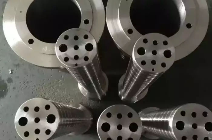 深孔鉆出的內孔表面粗糙度高怎么辦？